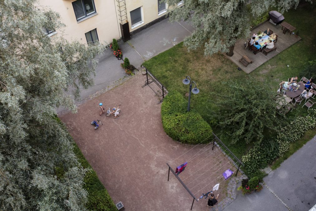 Aerial view of the courtyard of the apartment buildings
